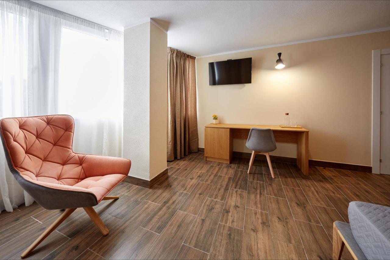 El Patio Hostal Аликанте Экстерьер фото