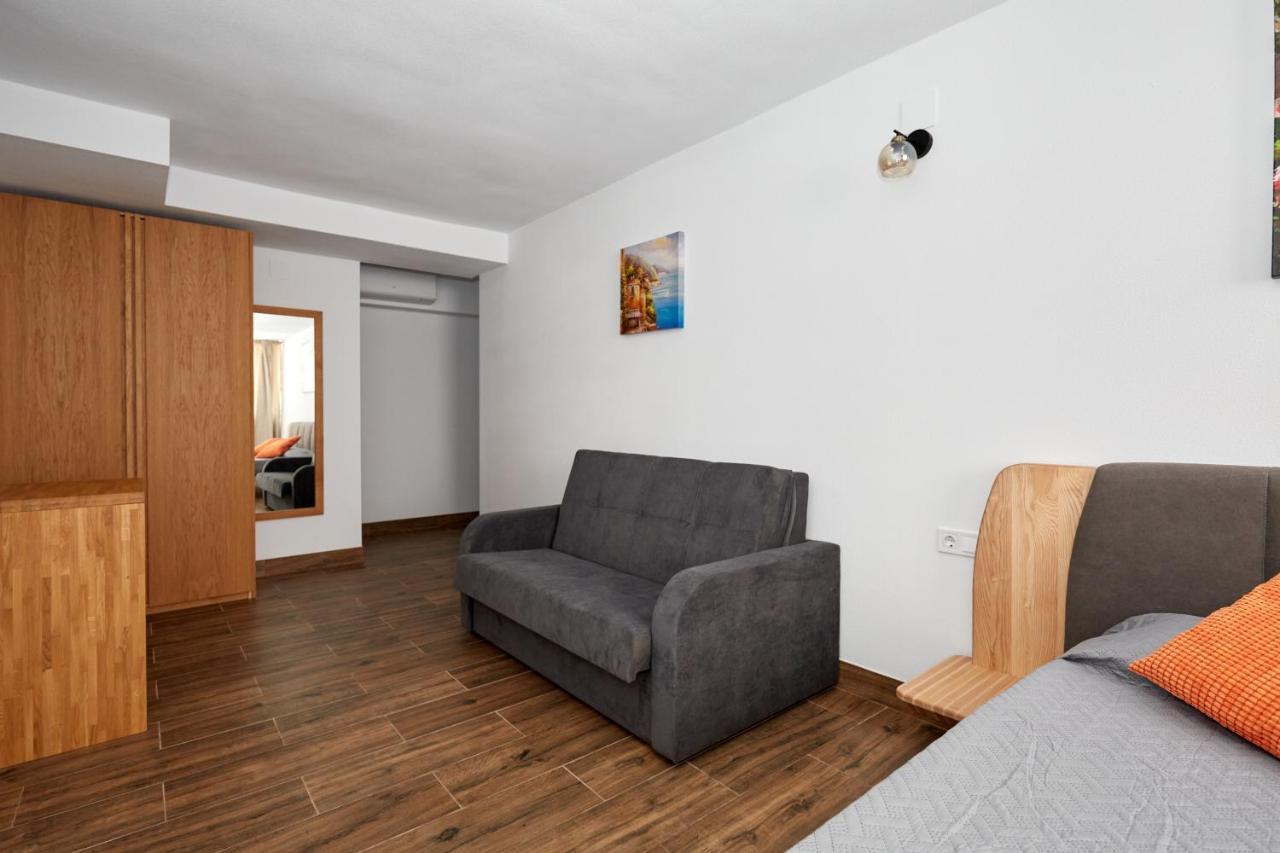 El Patio Hostal Аликанте Экстерьер фото