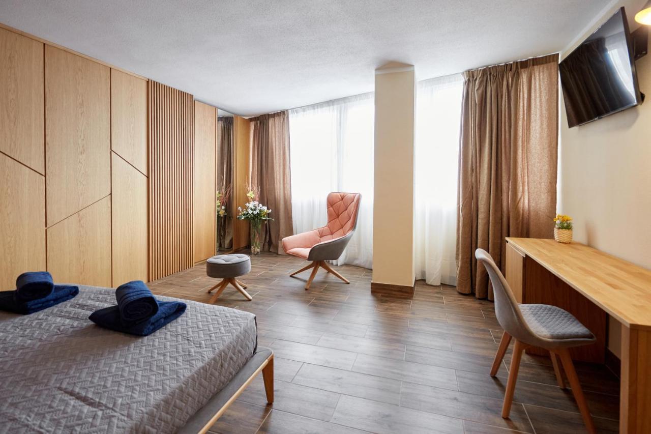 El Patio Hostal Аликанте Экстерьер фото