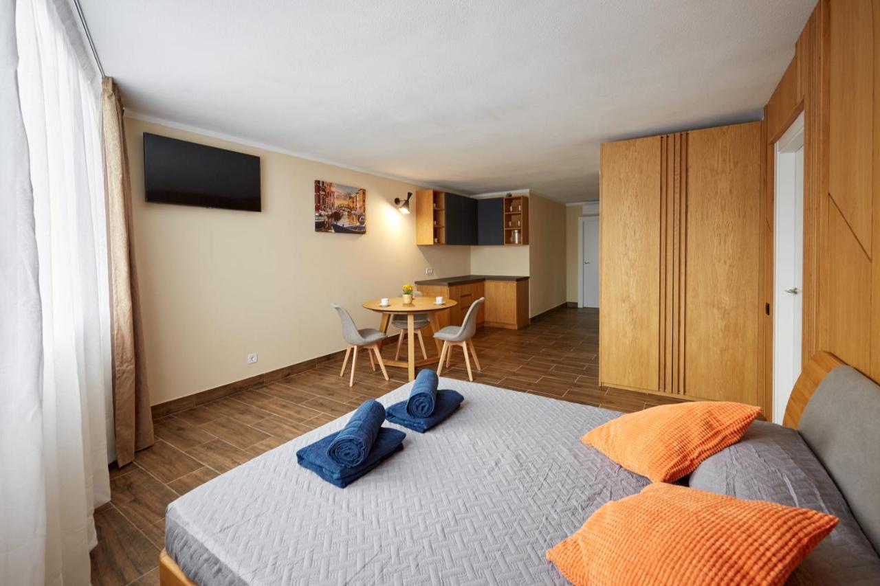 El Patio Hostal Аликанте Экстерьер фото